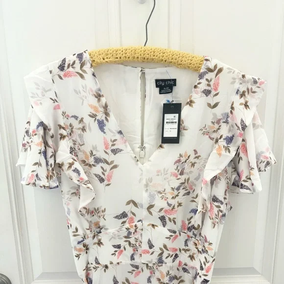 NWT City Chic Abigail Dress Ivory Size 22 - Picture 7 of 15